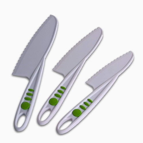 Curious Chef 3 Piece White Nylon Plastic Safety Knife Set 1