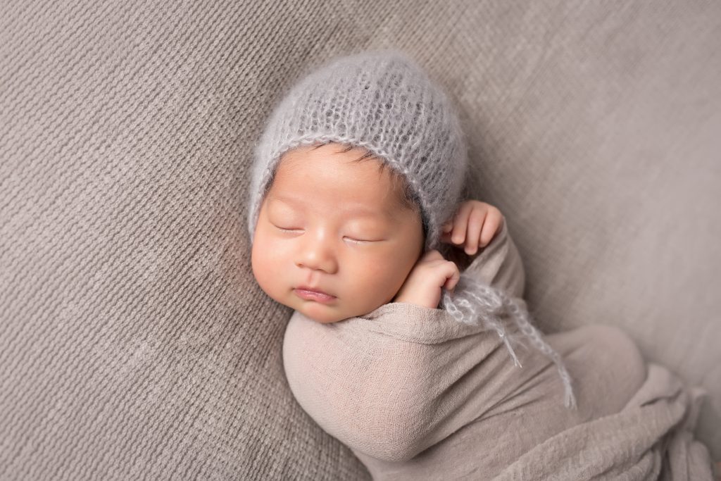 Nyc S Best Newborn Photographer Lola Melani Bash Co